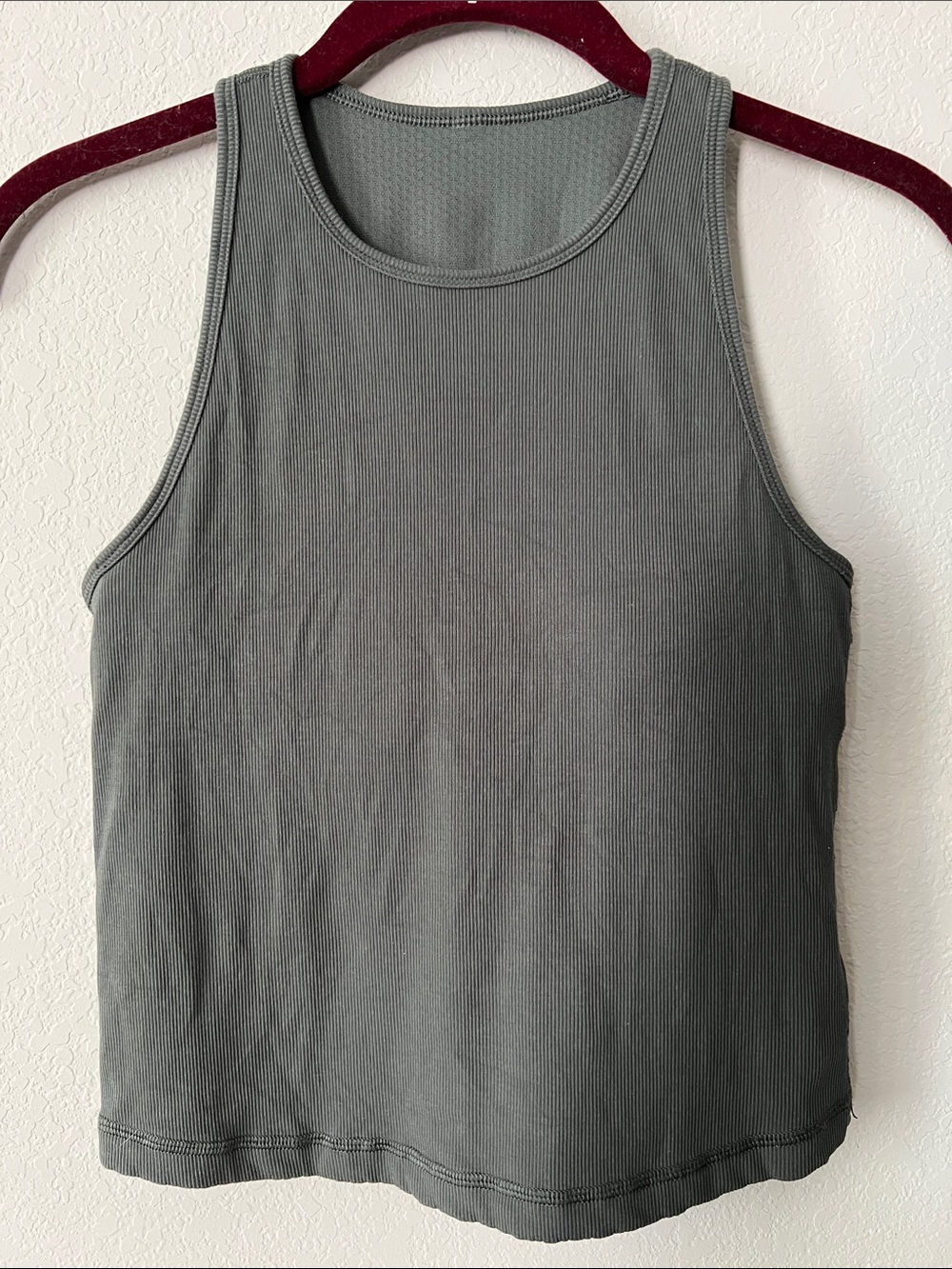 Vuori Pose Plyo Tank Green Size Small